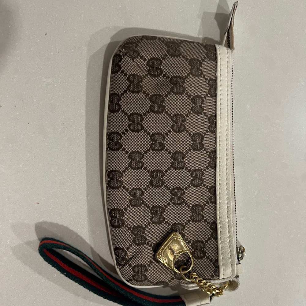 Gucci GG canvas Wristlet/ Pouch - Picture 2 of 7